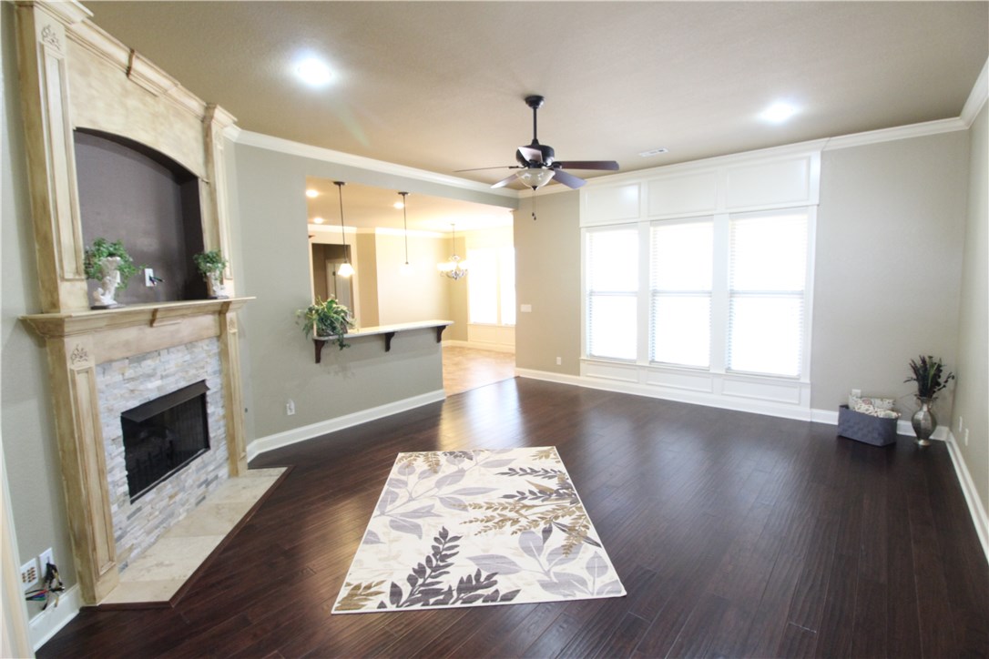 Lexington Sub Rogers - Residential