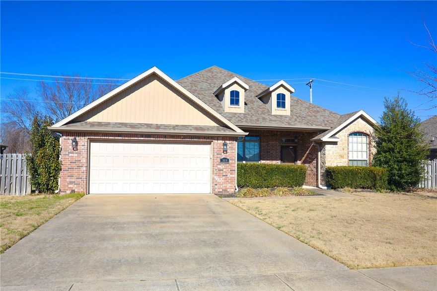 Location, Location, Location! Welcome to 3800 SW High Point Ave, a charming and well-maintained four-bedroom rental home located in the desirable Bentonville Keystone Subdivision. This spacious home features an open living area with 10-foot ceilings, a stone-faced fireplace, a large kitchen island, and a wood-beamed dining area—perfect for comfortable living and entertaining. The split floor plan offers privacy, while hardwood floors and granite countertops add style throughout. Enjoy a beautiful primary suite located off the kitchen, complete with vaulted ceilings, double vanity, whirlpool bathtub, walk-in shower, and a spacious walk-in closet. Additional features include a two-car garage and a fully fenced backyard. Move-in ready and conveniently located near shopping, dining, and major routes—this home is a great rental opportunity!