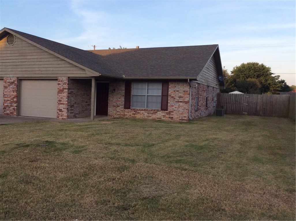 2 BR 2 BA bath one car garage, Washer, Dryer, and Refrigerator supplied. Has individual large privacy fenced backyard. No interior smoking allowed. One dog or cat possible upon approval with pet rent of $25 per month, and a non refundable pet fee of $300. Also subject to breed restrictions. A Arkansas Real Estate Broker owned property. $35 application fee per adult, and seeking 625 minimum FICO in all applicants. New LVP flooring ( bedrooms and living room), kitchen cabinets ( white in color), granite countertop and paint in the year 2024.