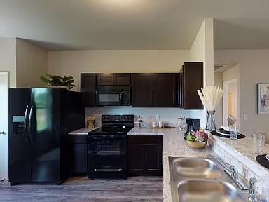 STOKENBURY FARMS II - Residential