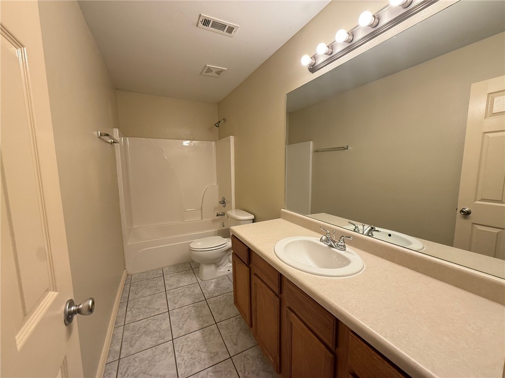 GRAYSTONE SUB-CENTERTON - Residential Lease