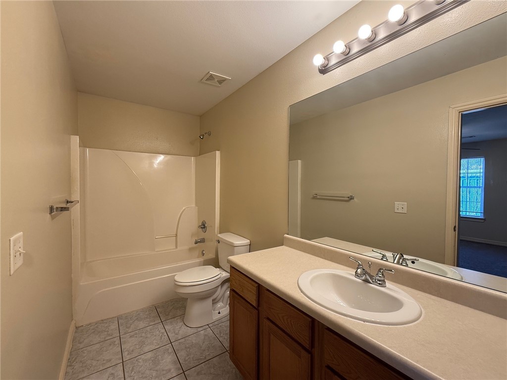 GRAYSTONE SUB-CENTERTON - Residential Lease