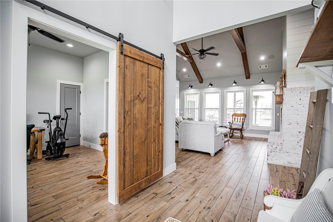 25-20-32-RURAL - Residential