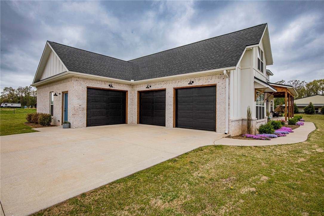 25-20-32-RURAL - Residential