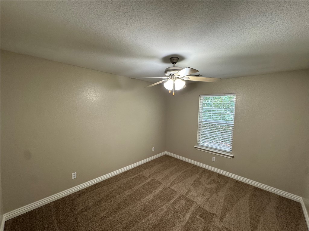 Wood Av. Condo-Hpr - Residential Lease