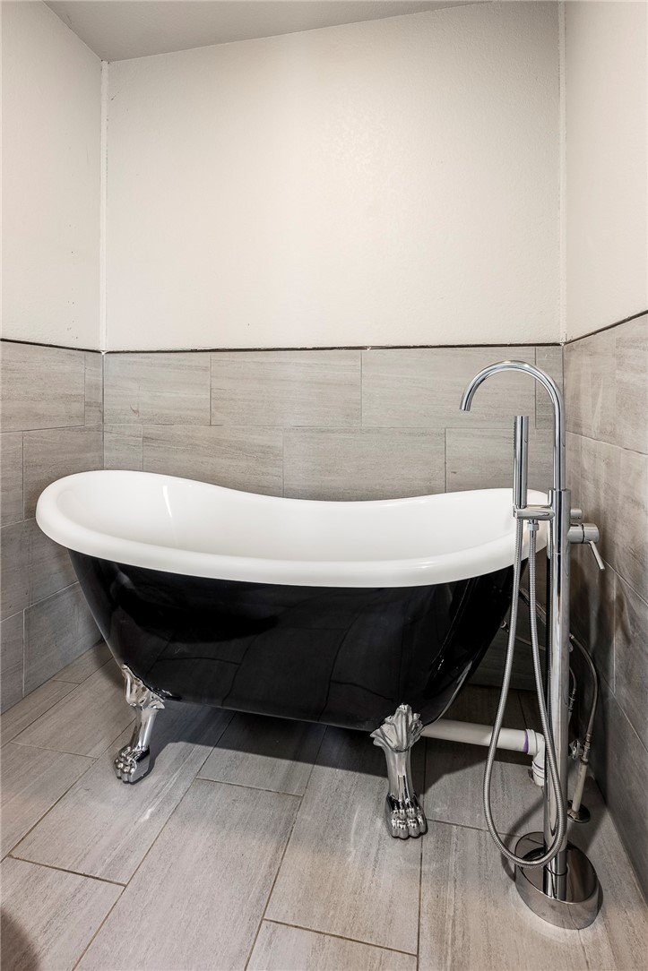 12-14-30 - Residential