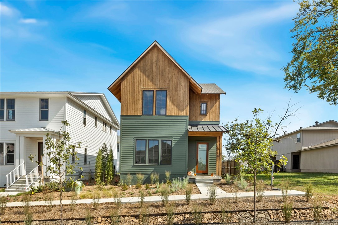 Arboretum Row - Residential