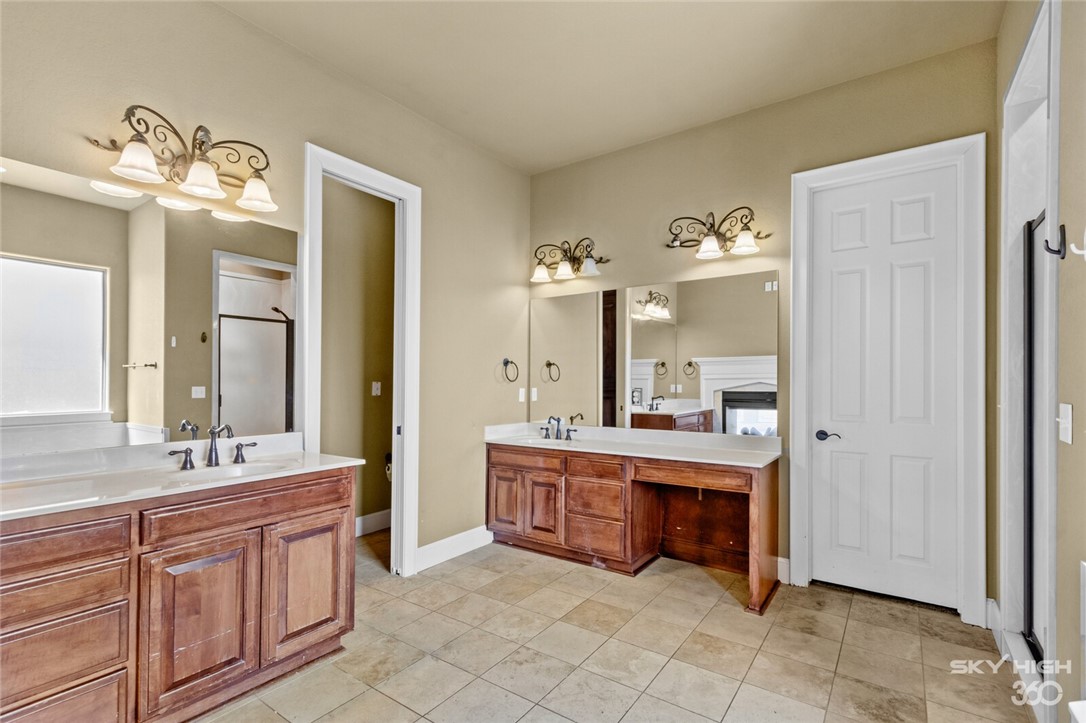 Shadow Valley Ph V Rogers - Residential