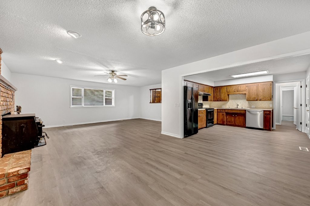 32-21-28-GARFIELD - Residential