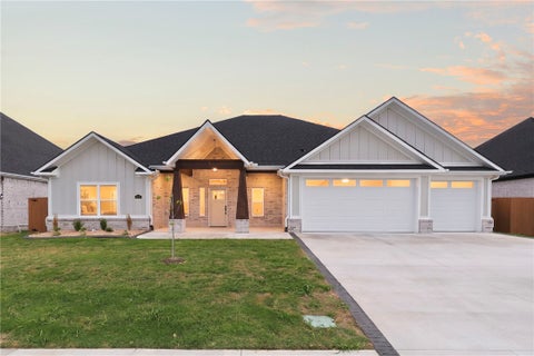 Photo of 311 Morgan Street, Centerton, AR 72719 (MLS # 1362589)