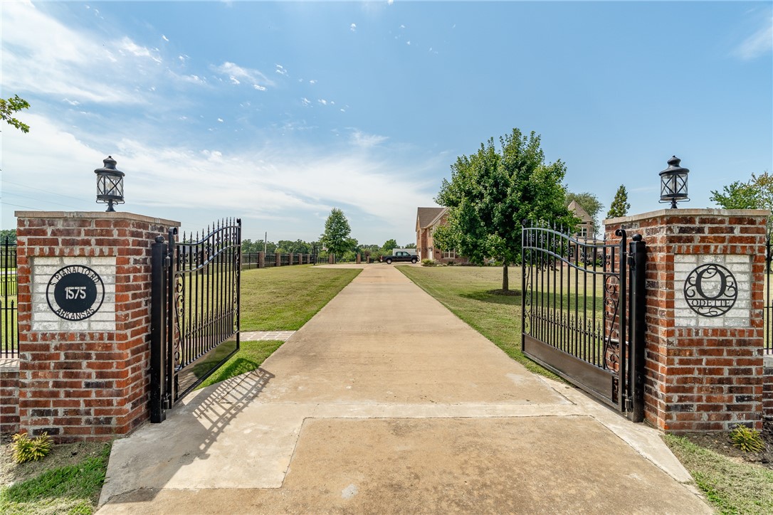 Delozier Acres - Residential