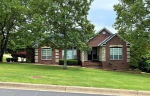 Bent Tree subdivision is a wonderful area conveniently located off Skyline Drive. This immaculate home sits on 2 lots has private backyard and irrigation system with timer in the flower beds. This 3 or 4 BR 3BA home is in move in ready condition with high ceilings, formal dining area, office, master suite with whirlpool tub and walk in shower & closet. Floored attic with lights and spacious under house storage on concrete pad. Water heater and roof less than 5 years old. You'll want to see this!