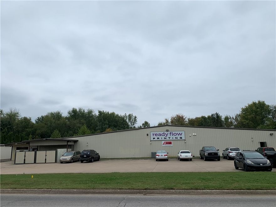 Zoning: I-2. 2.5 miles to Interstate 49. Potential for building expansion. 2 dock doors & 1 drive-in. Clear height: Approx. 13'. Railyard Loop Trail runs along Easy Street. Fully leased through 2024.