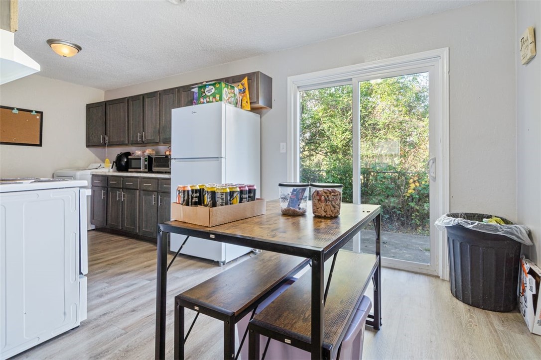 L M Proctors Add Siloam Spgs - Residential Income