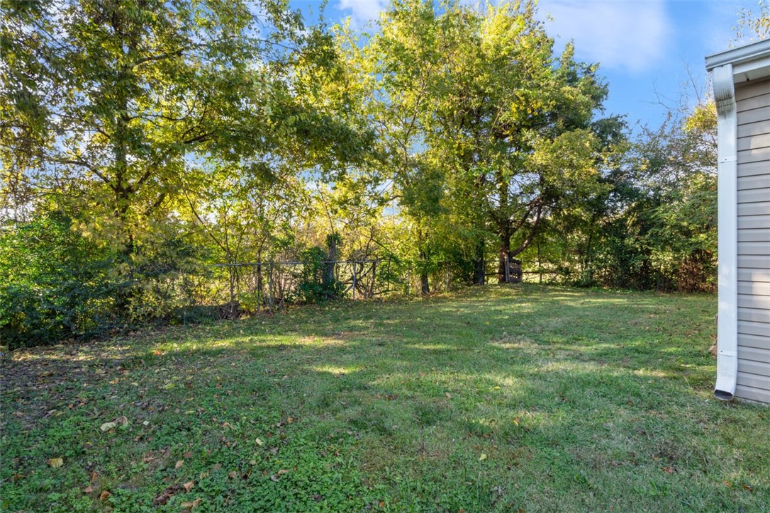 L M Proctors Add Siloam Spgs - Residential Income