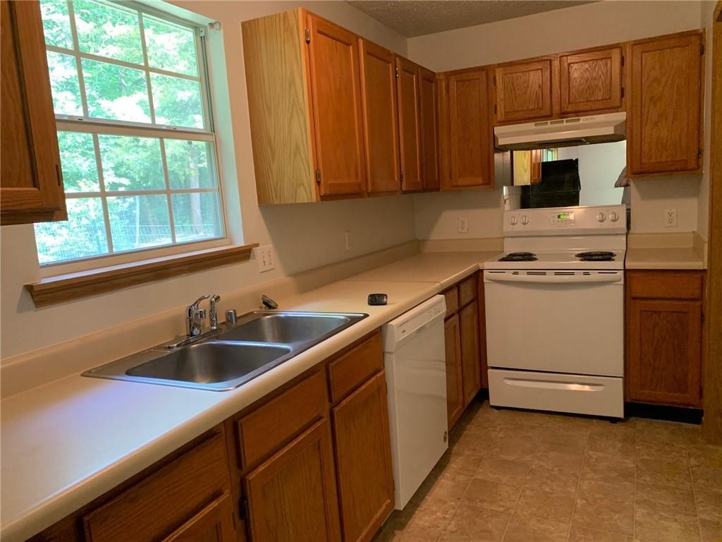 Pine Valley - Residential Lease