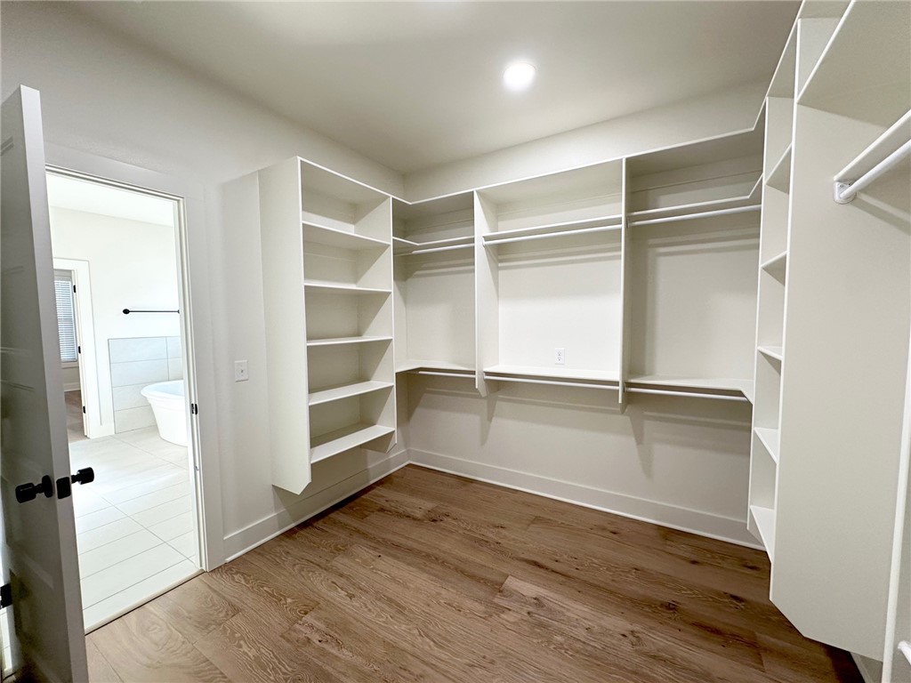 BENEDETTO S/D PH II - Residential