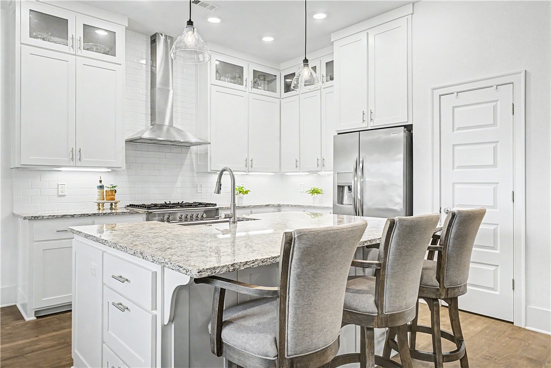 Knolls - Residential