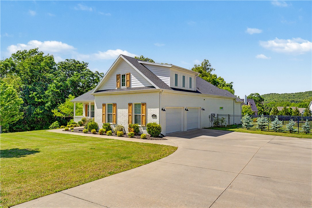 Knolls - Residential