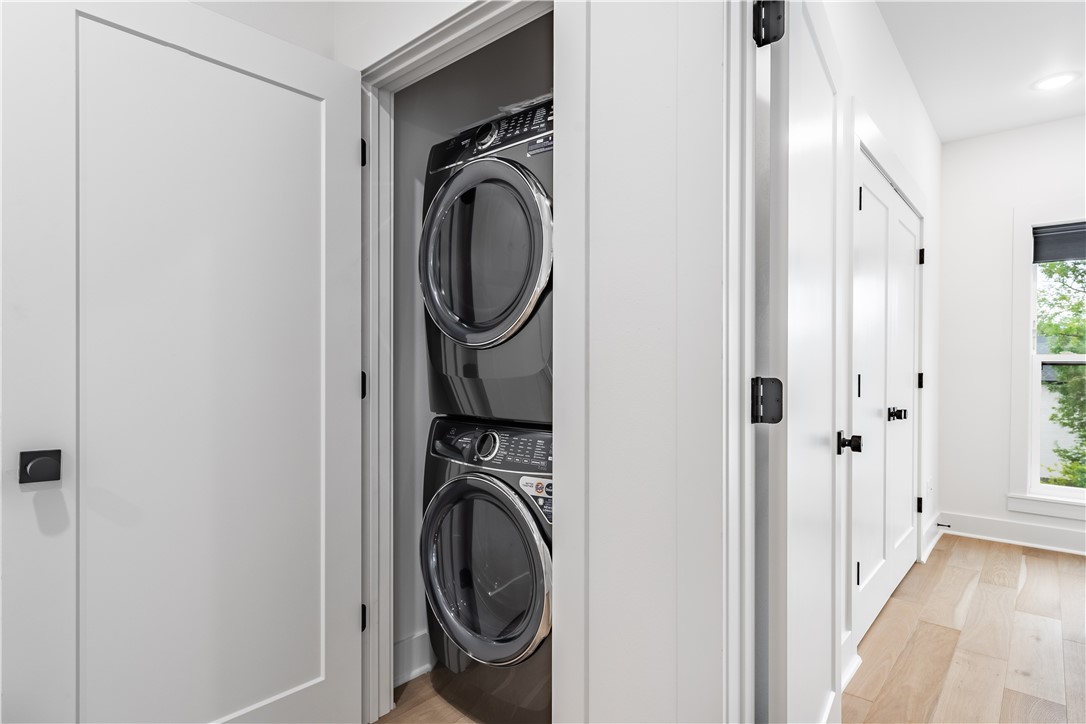 T J HOLLANDS SUB-BENTONVILLE - Residential