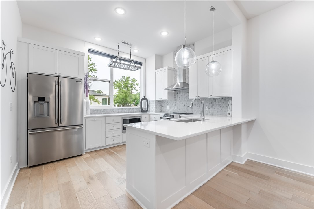 T J HOLLANDS SUB-BENTONVILLE - Residential