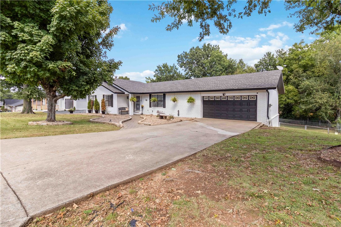 High Chaparral I - Residential