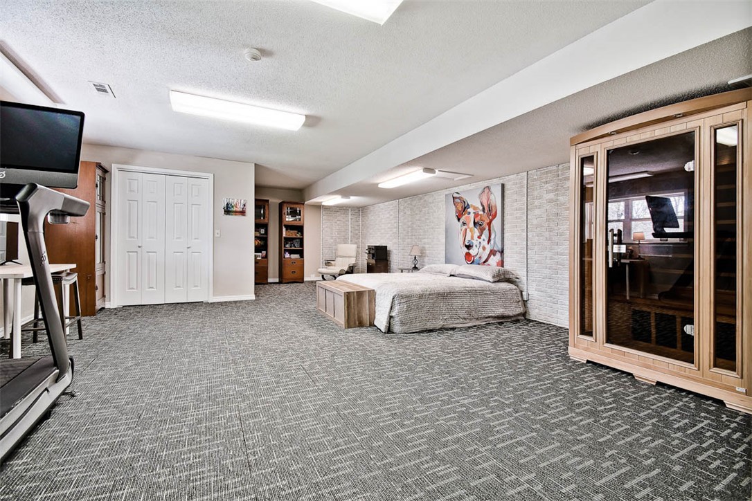 Hyland Park - Residential