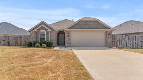 Photo of 951 Lakeview Drive, Centerton, AR 72719 (MLS # 1359086)