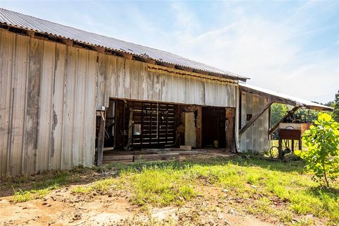 Single Family Residence in Prairie Grove AR 13823 Kettle Springs (WC 212) Road 45.jpg