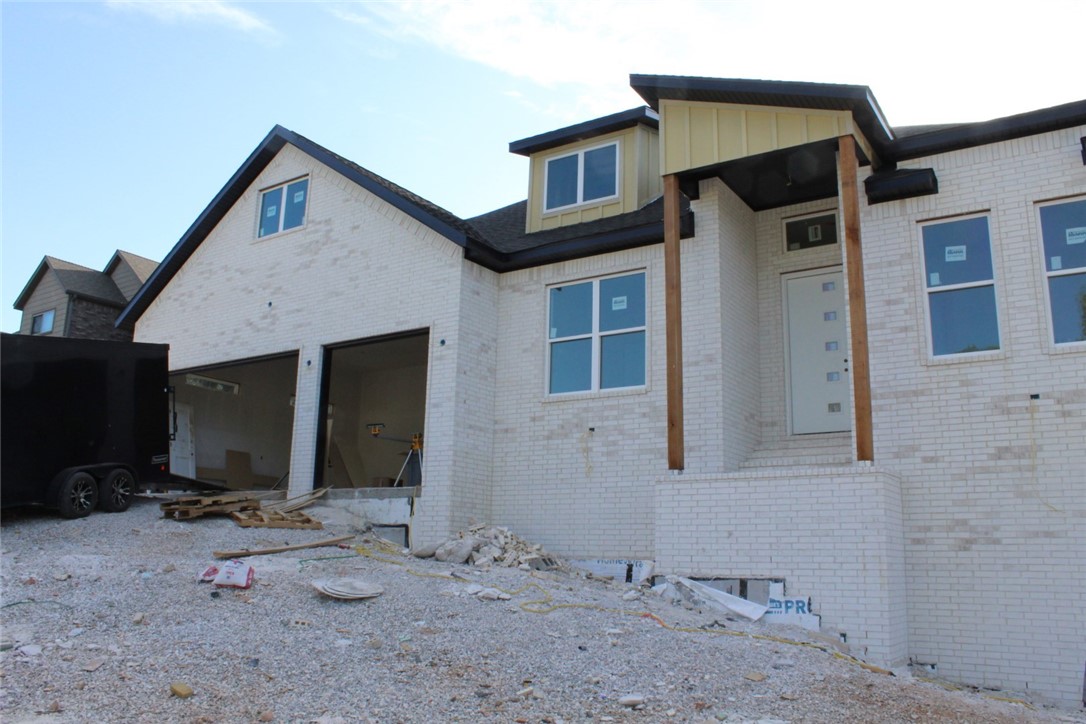 Stunning 5 bed, 5 bath home with approx. 4,025 SqFt and a 3-car garage featuring 13-ft ceilings and 8-ft tall doors. Includes 2 living areas, media room (pre-wired for projector & 7.2 surround), office, wet bar, and two 10x22 covered decks. Living room boasts 12-ft ceiling, electric fireplace, and accent wall. Formal dining room also features accent wall. Kitchen offers LG appliances, gas cooktop, vent-out hood, built-in microwave & oven, plus a coffee bar. Home is well-lit with 8-ft tall front door. Bathrooms include 2 standing showers and 3 tub/shower combos with 36ā tubs, plus built-in storage. LVP flooring throughout with moisture barrier, stairs with wood posts and metal cables. Outdoor gas grill hookup. Spacious 100x100 backyardāplenty of room to entertain or relax!