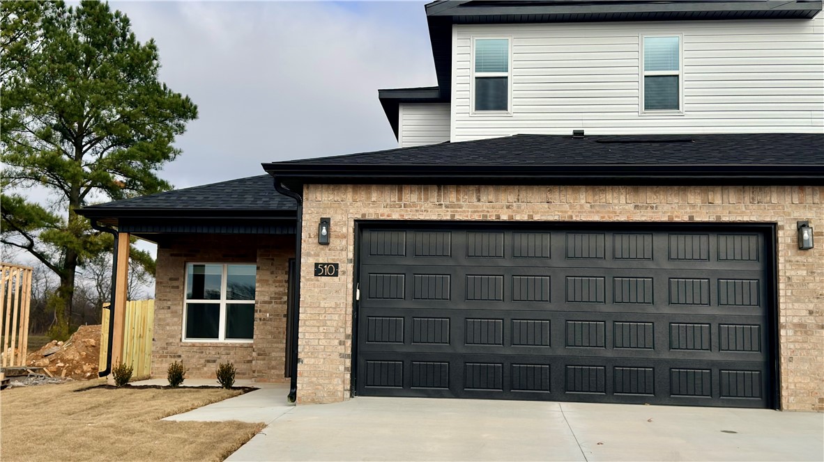 DAISY ROAD DUPLEXES-CENTERTON - Residential Lease