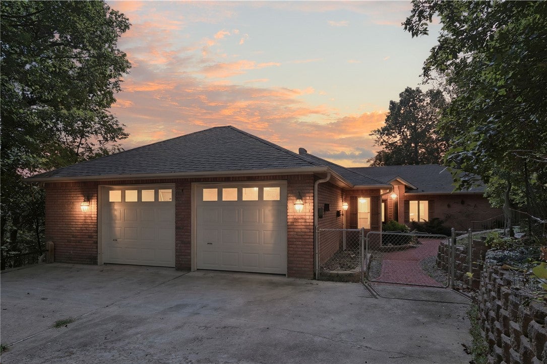 9118 Summer Shade Road