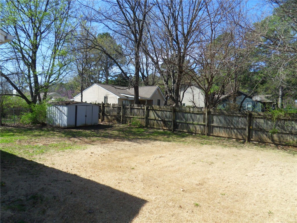 Fiesta Park Add Ph I - Residential Lease