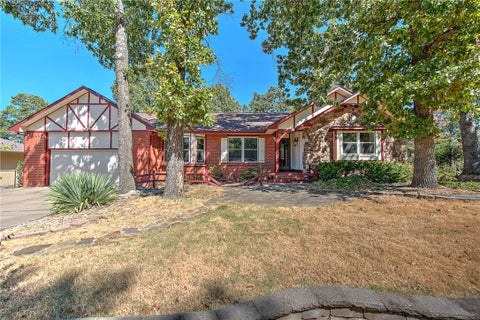 Photo of 21 Kensington Drive, Bella Vista, AR 72715 (MLS # 1361114)