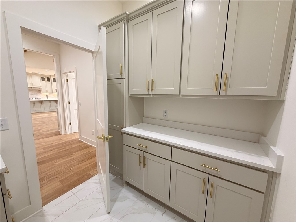 Crescent View - Residential