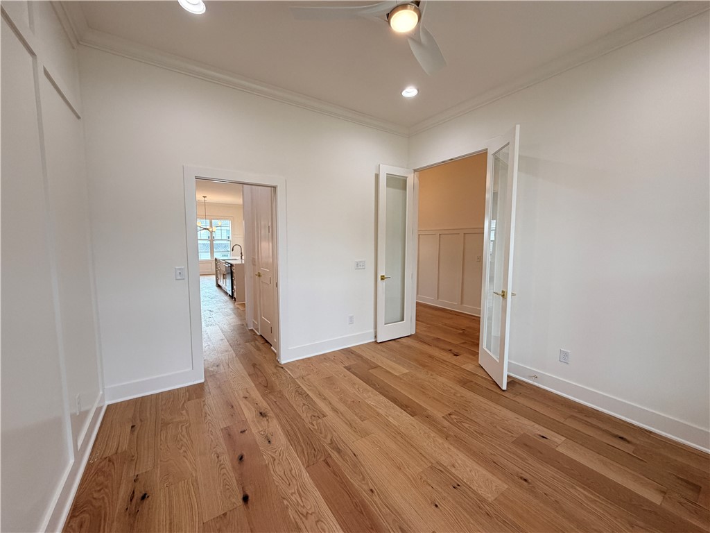 Crescent View - Residential