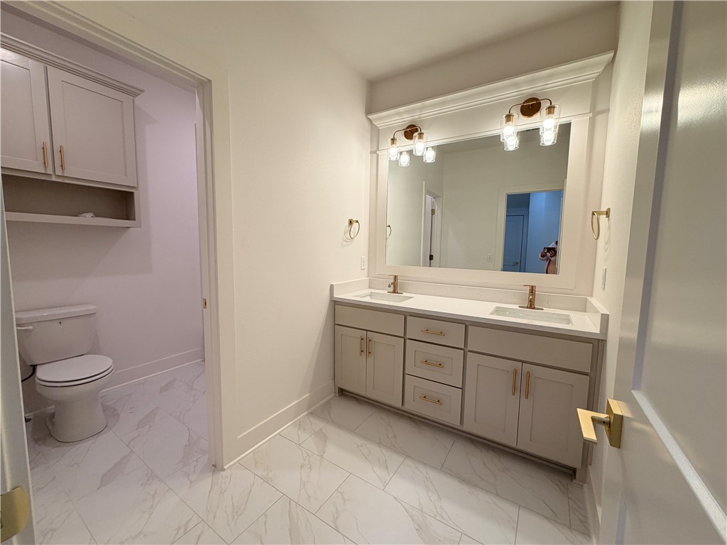 Crescent View - Residential