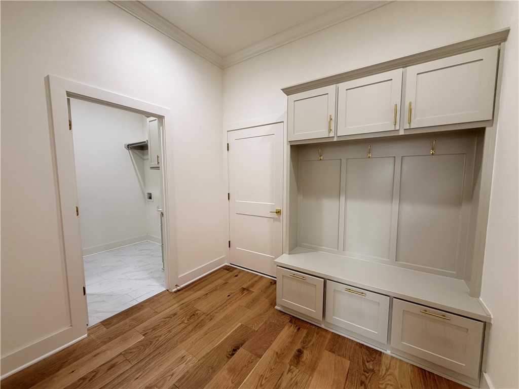 Crescent View - Residential