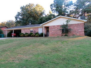 Perfect place to call home!Cute 3 bedroom, 2 bath home located in the prestigious Western Hills subdivision. New paint, and a large living room for entertaining. In the cold of the winter, cozy up to your rock fireplace & enjoy the warmth it give throughout the 1500 sqft house. At such a low price of $89,900 you'll be able to enjoy this beautiful home right now!