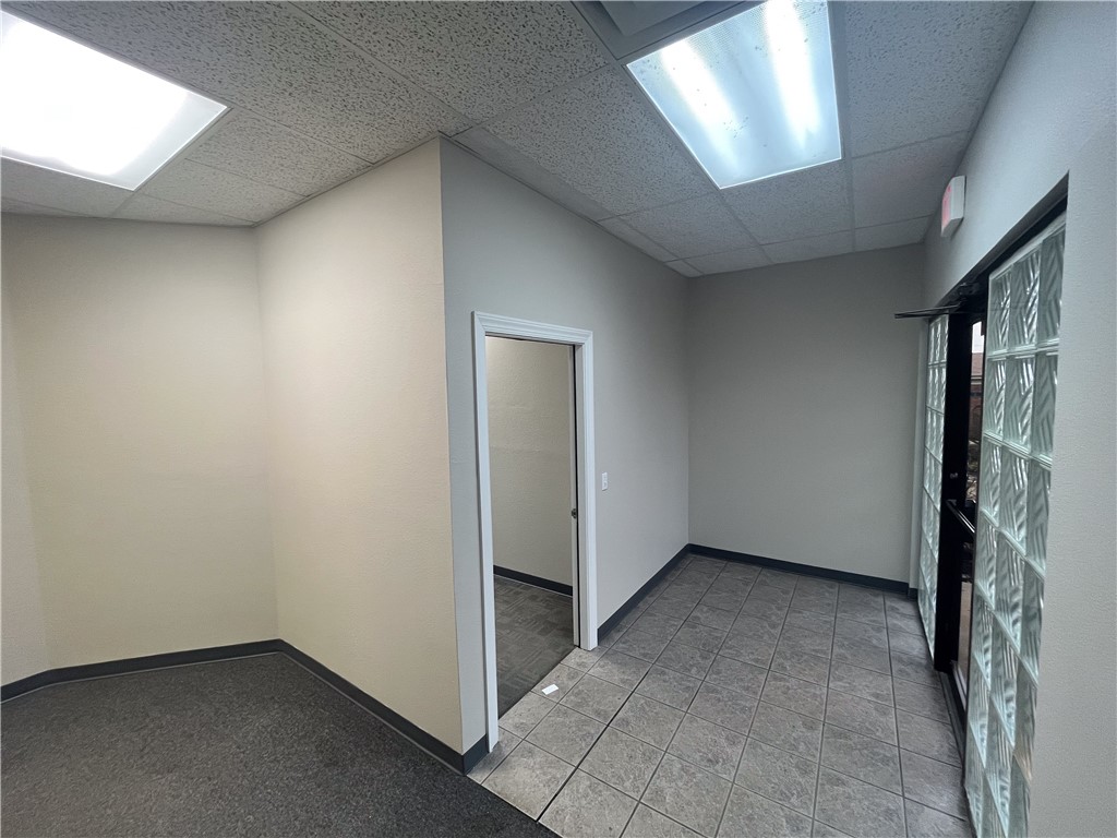 Springdale Business Center - Commercial Lease
