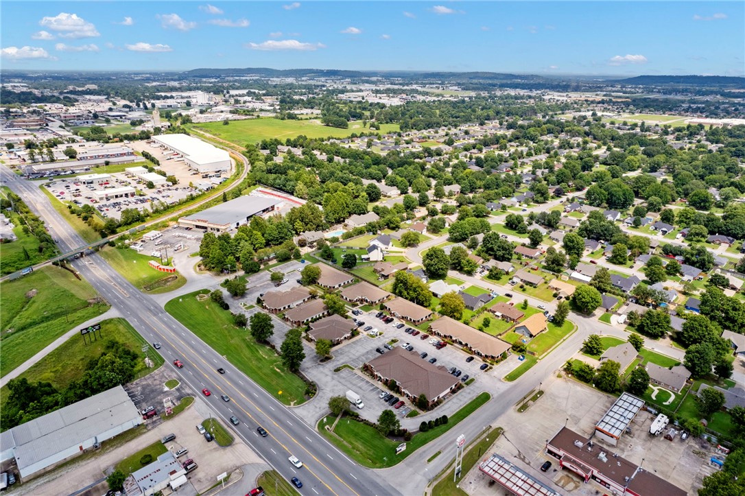 Springdale Business Center - Commercial Lease