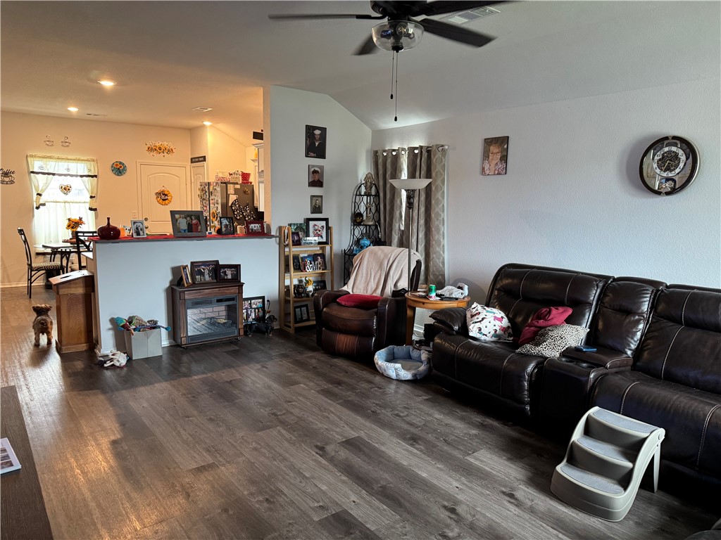 Oak Spgs Sub Ph 2 - Residential