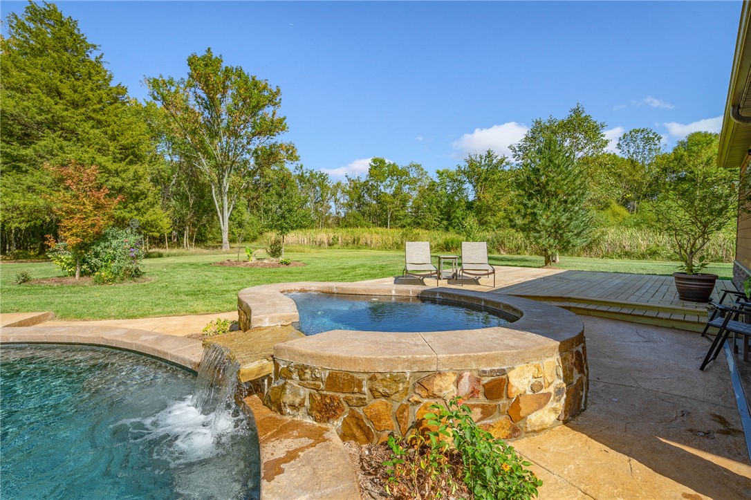 Stone Meadow Estates Bentonville - Residential