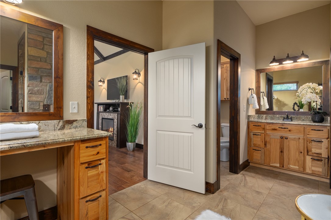 Stone Meadow Estates Bentonville - Residential