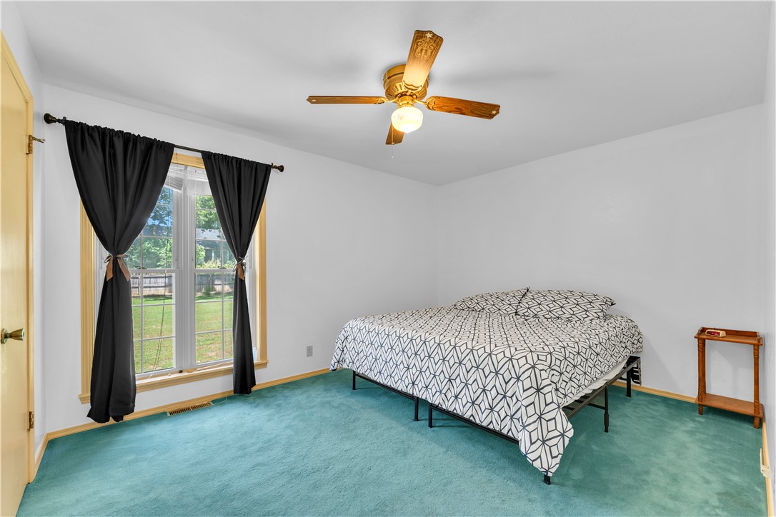Rolling Hills Sub Siloam Spgs - Residential