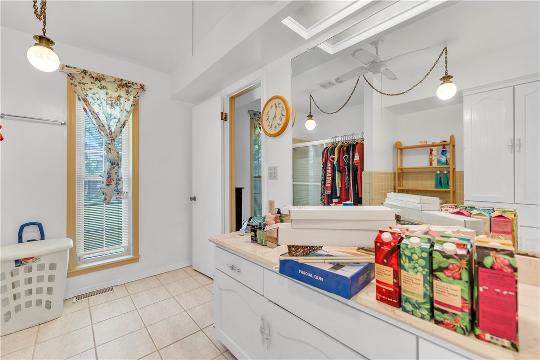 Rolling Hills Sub Siloam Spgs - Residential