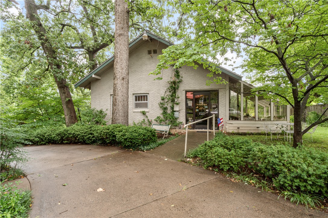 Carls Add Siloam Spgs - Residential