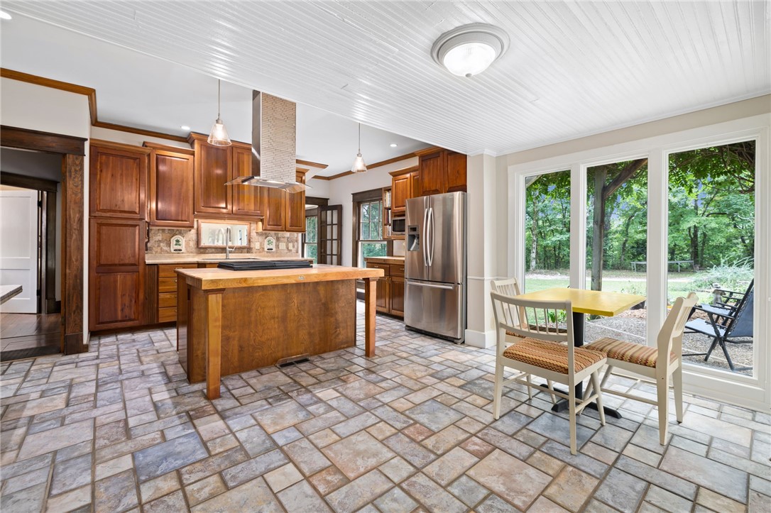 24-14-28 - Residential