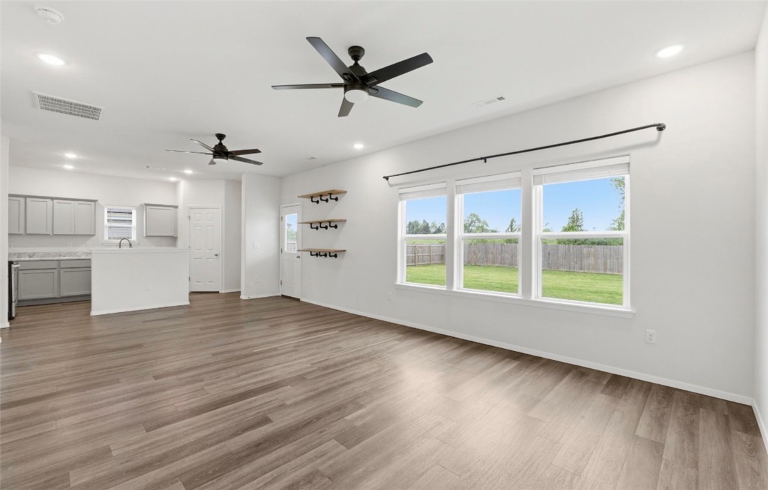 Walnut Hill Sub Ph I Pea Ridge - Residential