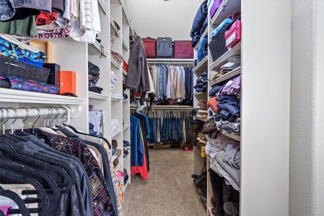 Shadow Valley Ph Vi Rogers - Residential